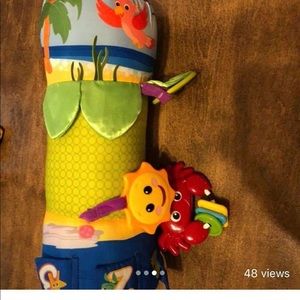 Baby tummy time pillow